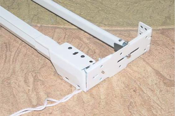 84" - 156" Traverse and Plain Rod White